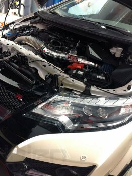 Injen Short Ram Air Intake System rot Honda Civic Type R...